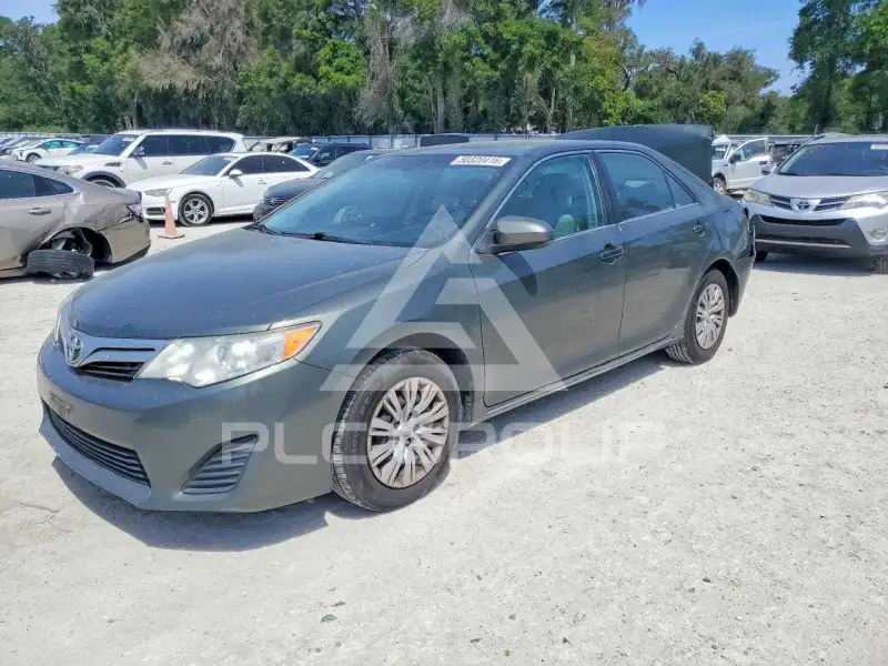 2012 Toyota CAMRY фото