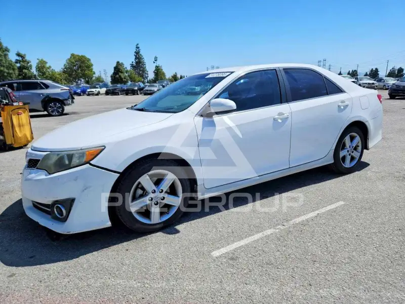 2012 Toyota CAMRY photo