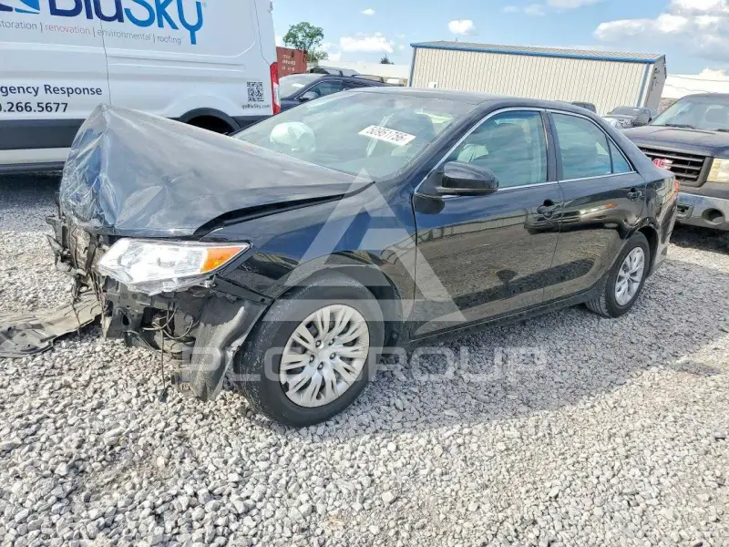 2012 Toyota CAMRY фото