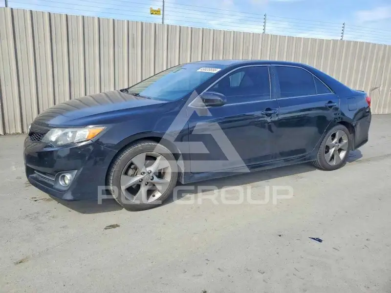 2012 Toyota CAMRY фото