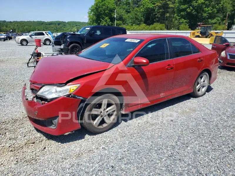 2012 Toyota CAMRY фото