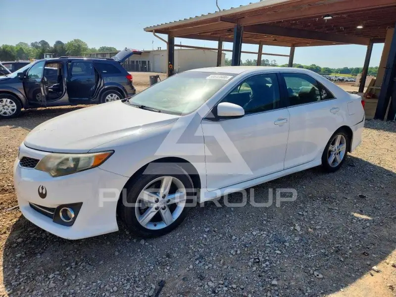 2012 Toyota CAMRY фото