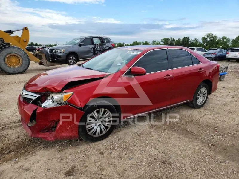 2012 Toyota CAMRY фото