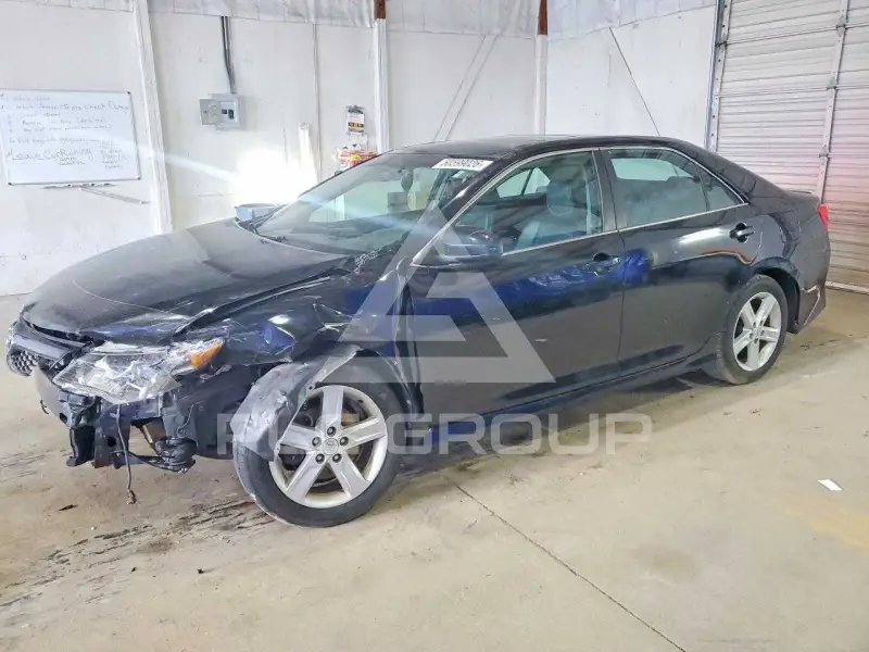 2012 Toyota CAMRY фото