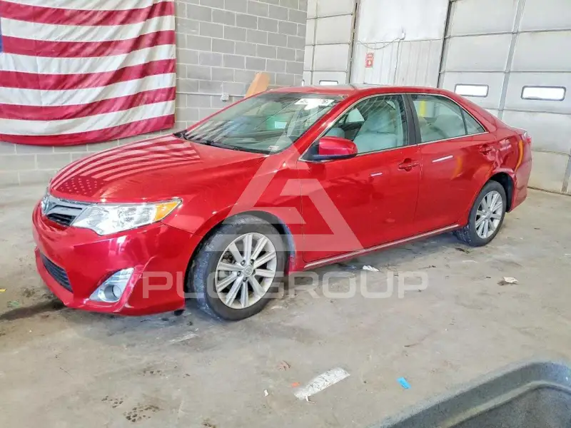 2012 Toyota CAMRY фото