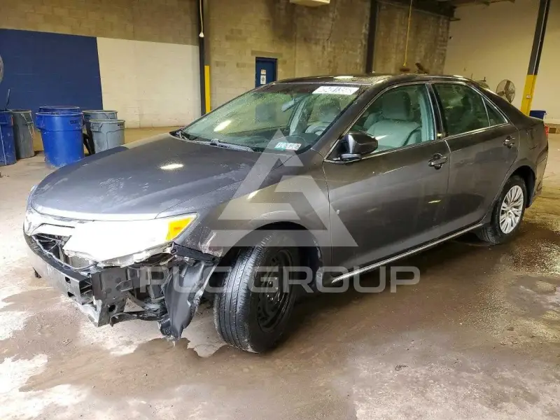 2012 Toyota CAMRY photo