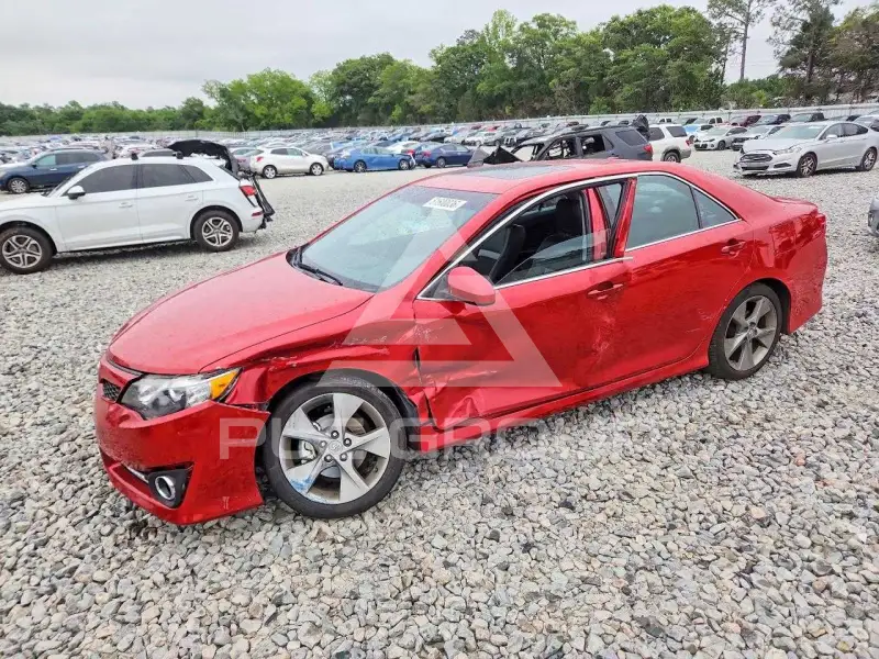 2012 Toyota CAMRY фото