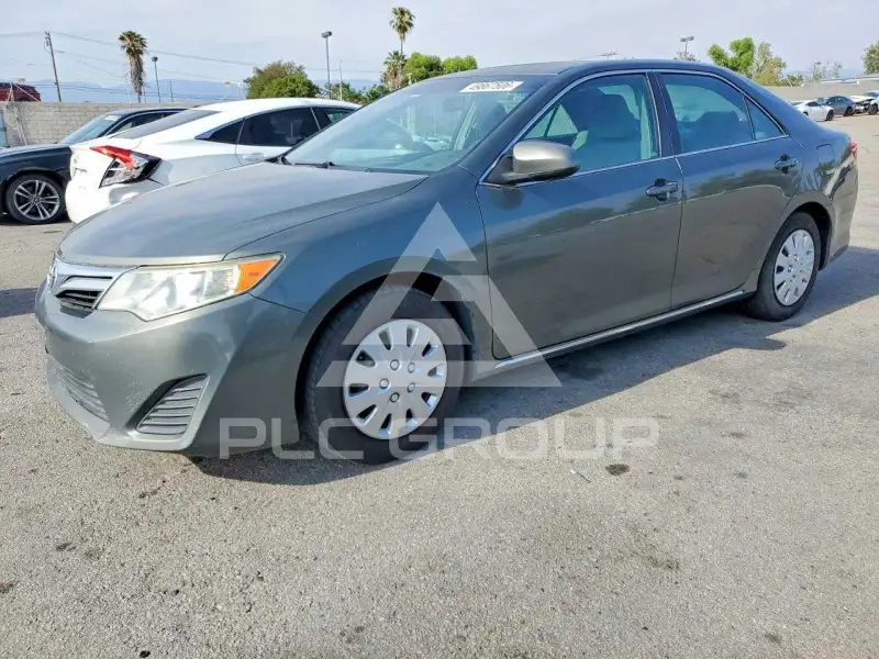 2012 Toyota CAMRY photo