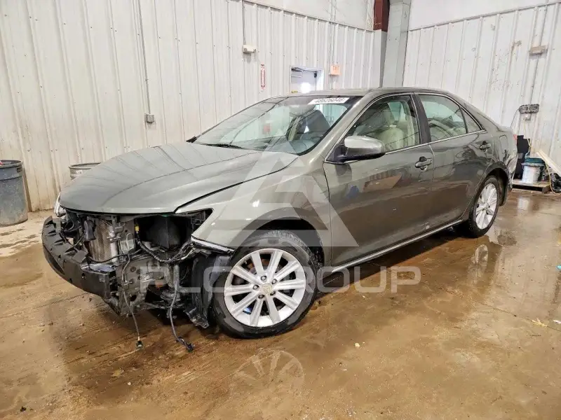 2012 Toyota CAMRY фото