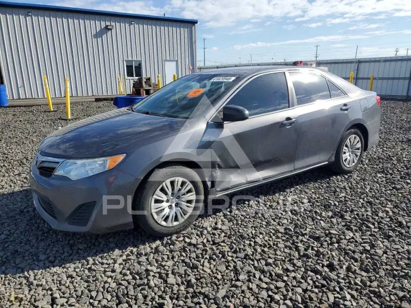 2012 Toyota CAMRY фото