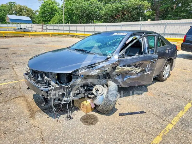 2012 Toyota CAMRY photo