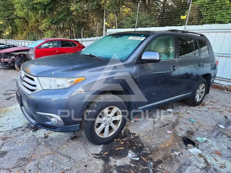2012 Toyota Highlander photo