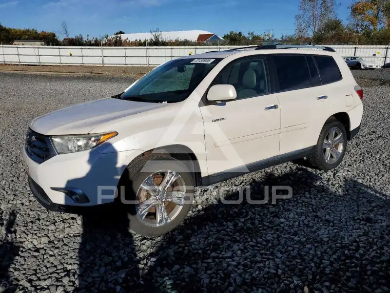 2012 Toyota Highlander photo