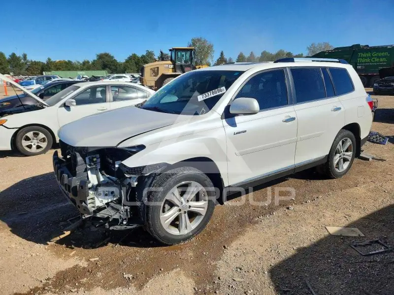 2012 Toyota Highlander photo