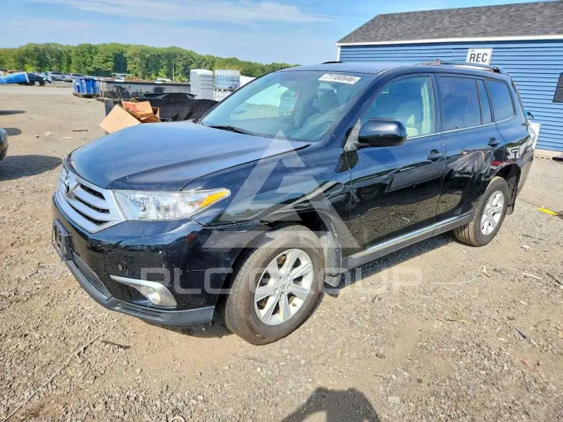 2012 Toyota Highlander фото
