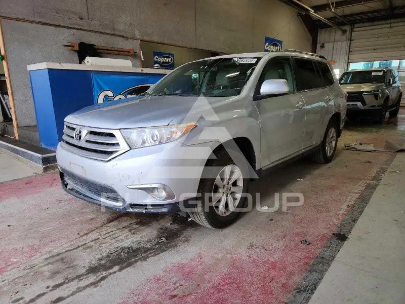 2012 Toyota Highlander фото