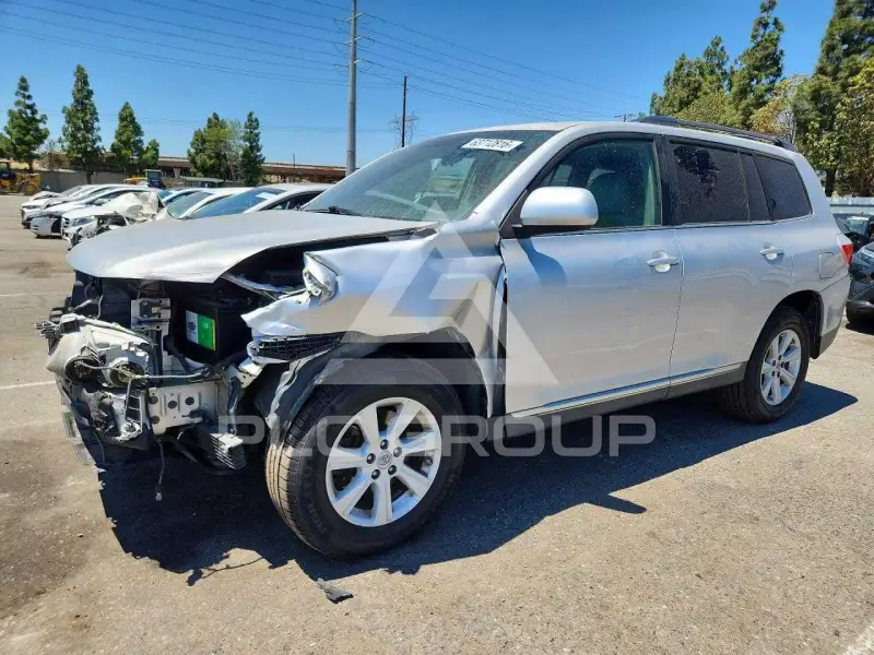2012 Toyota Highlander фото