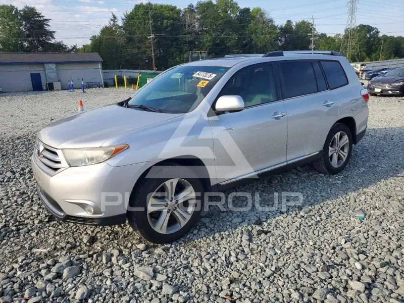 2012 Toyota Highlander фото