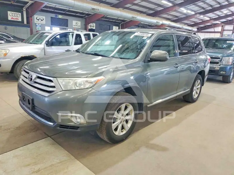 2012 Toyota Highlander фото