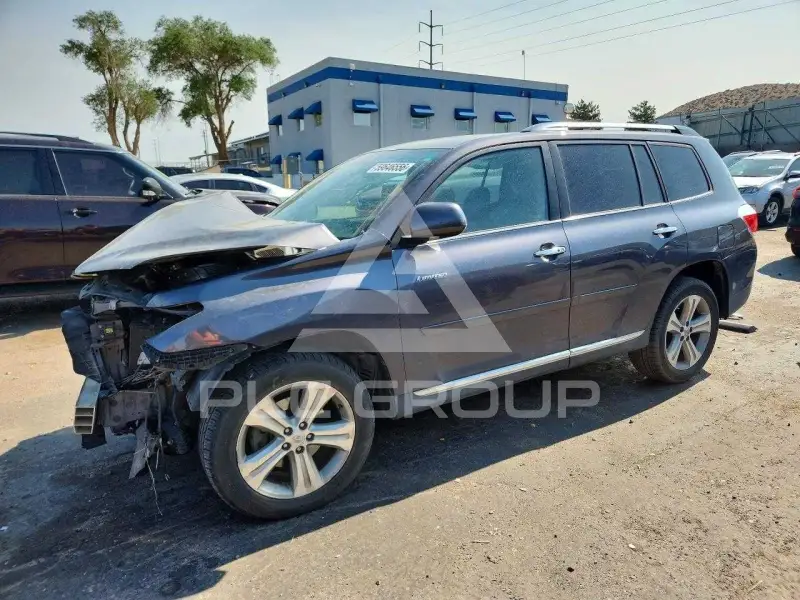2012 Toyota Highlander фото