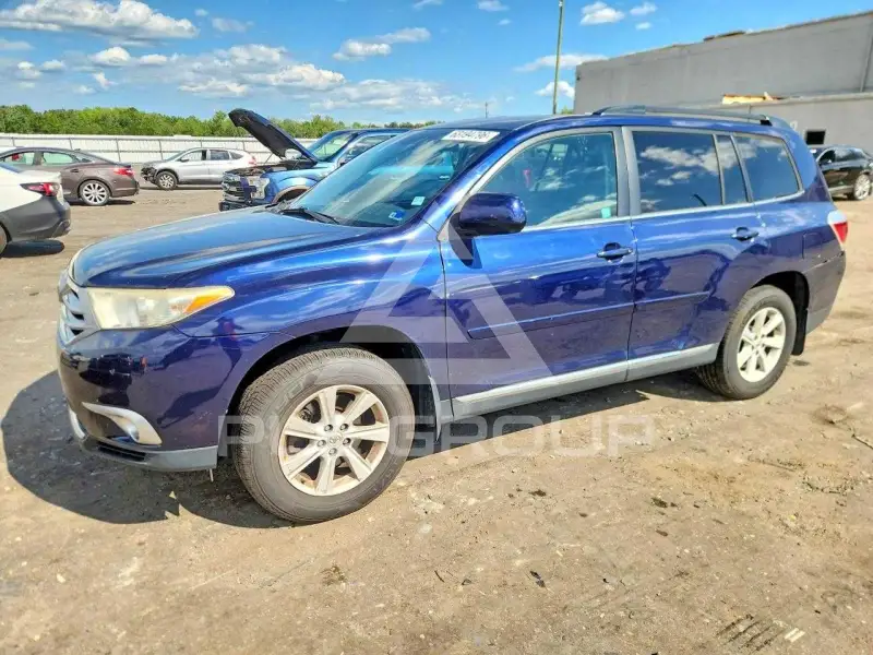 2012 Toyota Highlander photo
