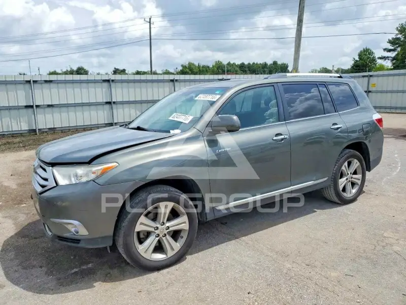 2012 Toyota Highlander фото