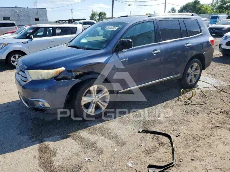 2012 Toyota Highlander photo