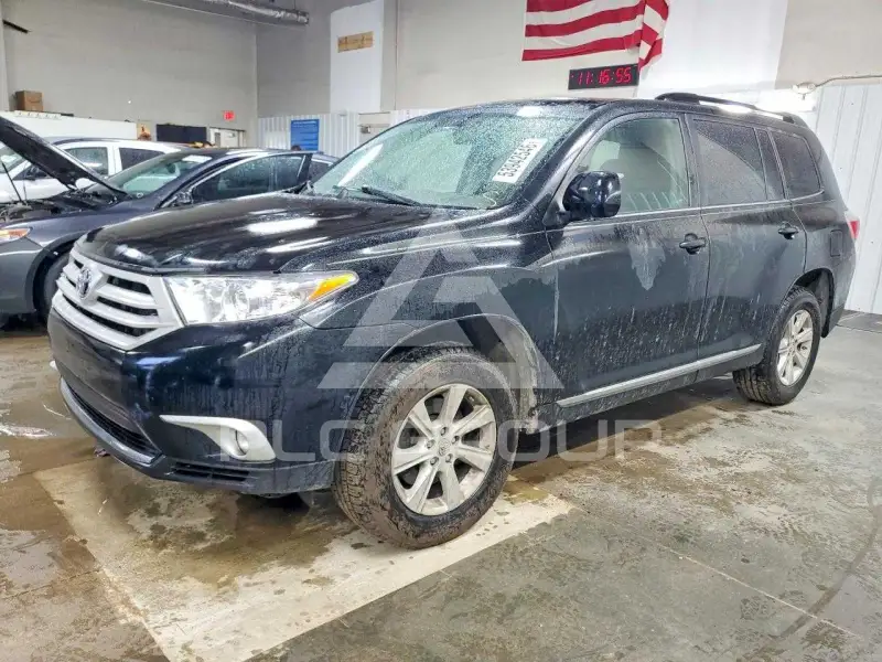 2012 Toyota Highlander photo