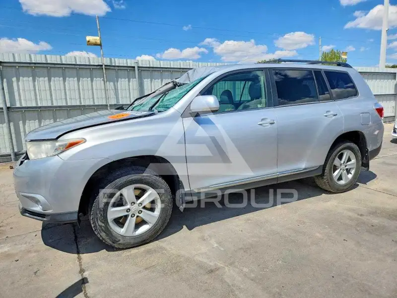2012 Toyota Highlander фото
