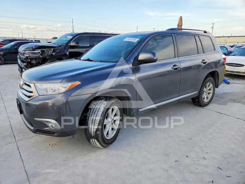 2012 Toyota Highlander photo