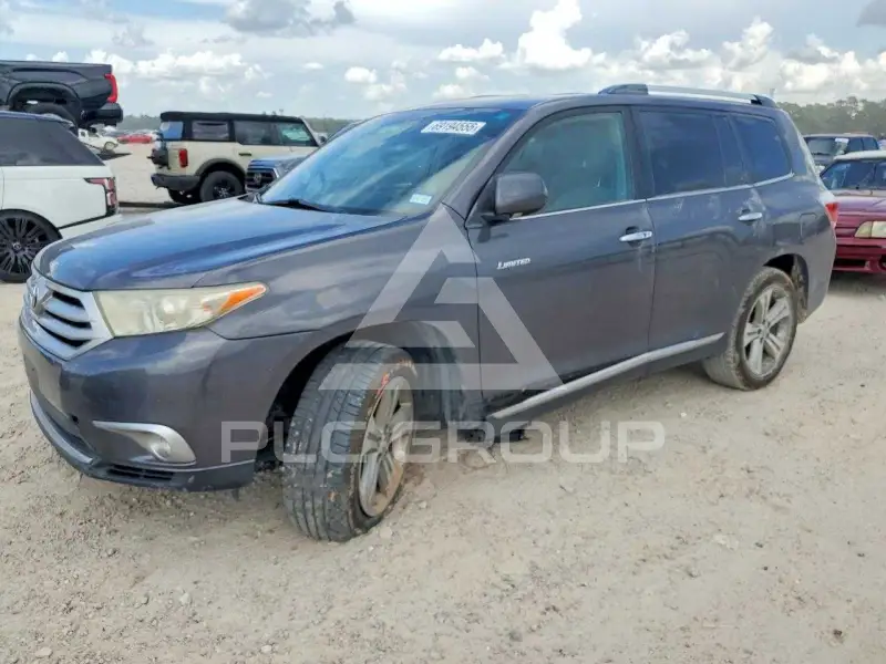 2012 Toyota Highlander photo