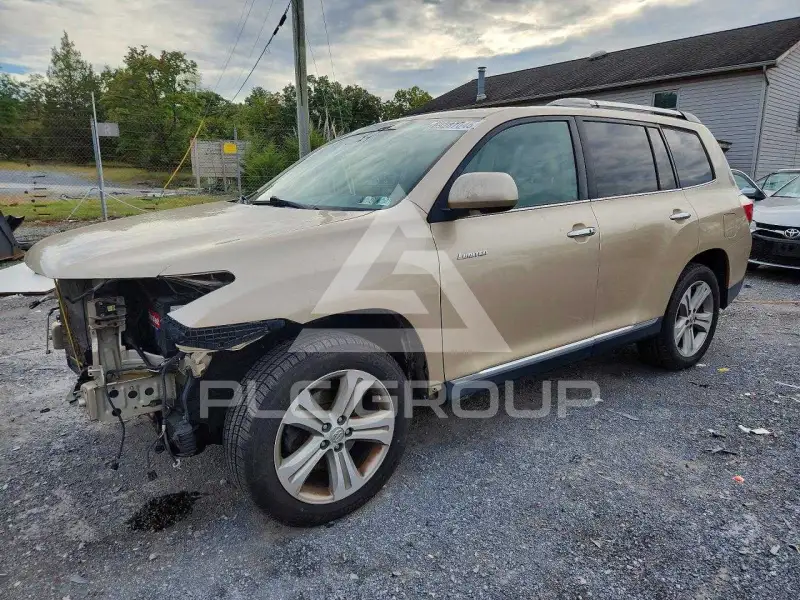 2012 Toyota Highlander фото