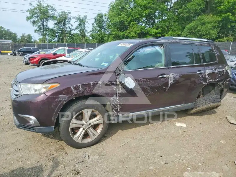 2012 Toyota Highlander photo
