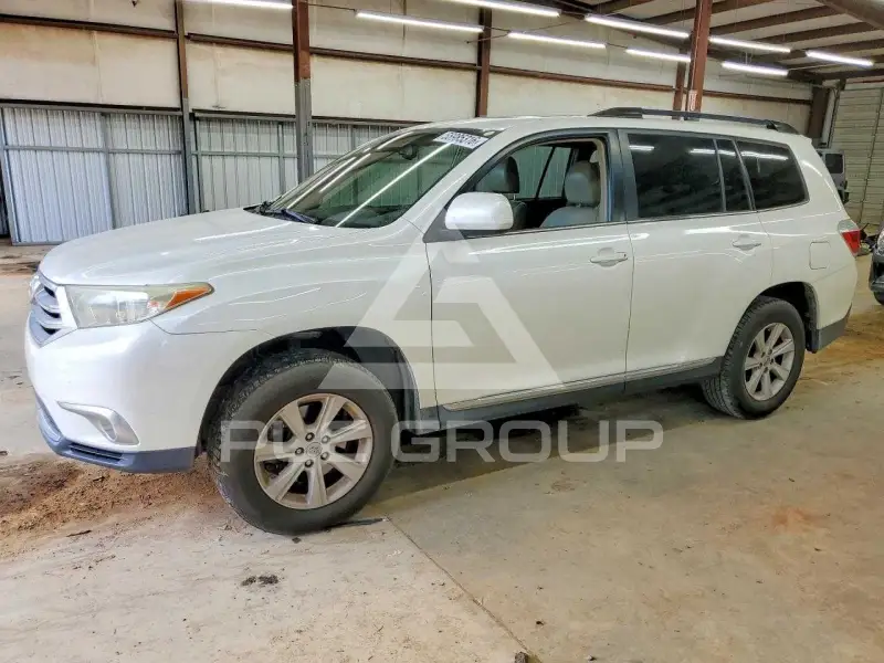 2012 Toyota Highlander photo