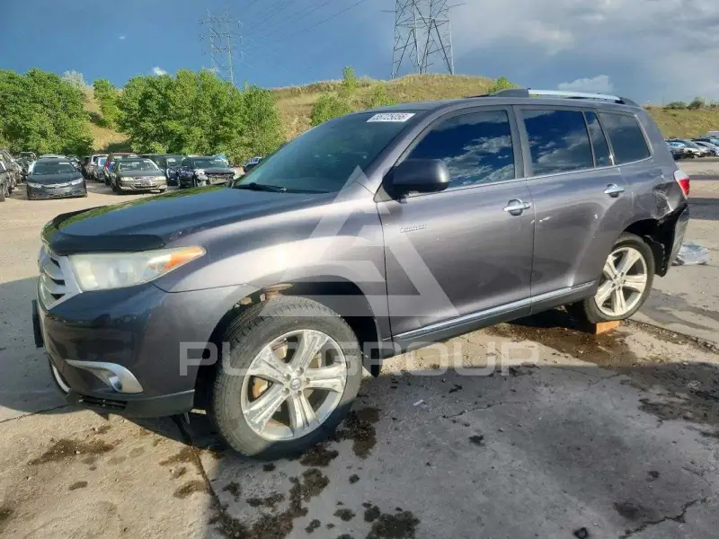 2012 Toyota Highlander фото