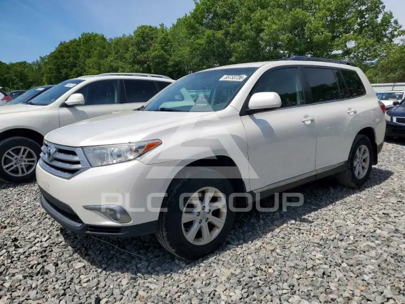 2012 Toyota Highlander photo
