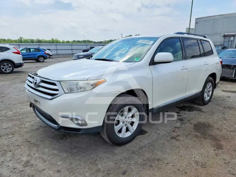 2012 Toyota Highlander фото