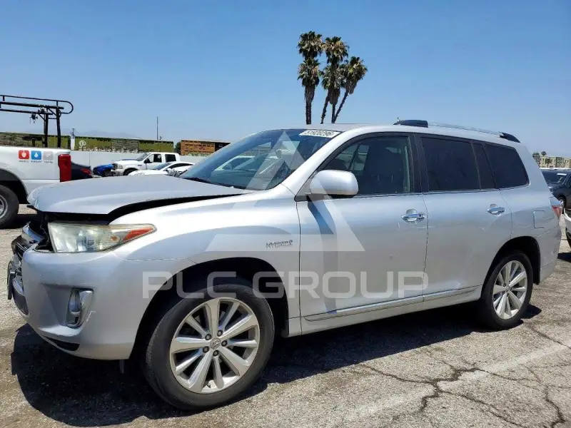 2012 Toyota Highlander фото