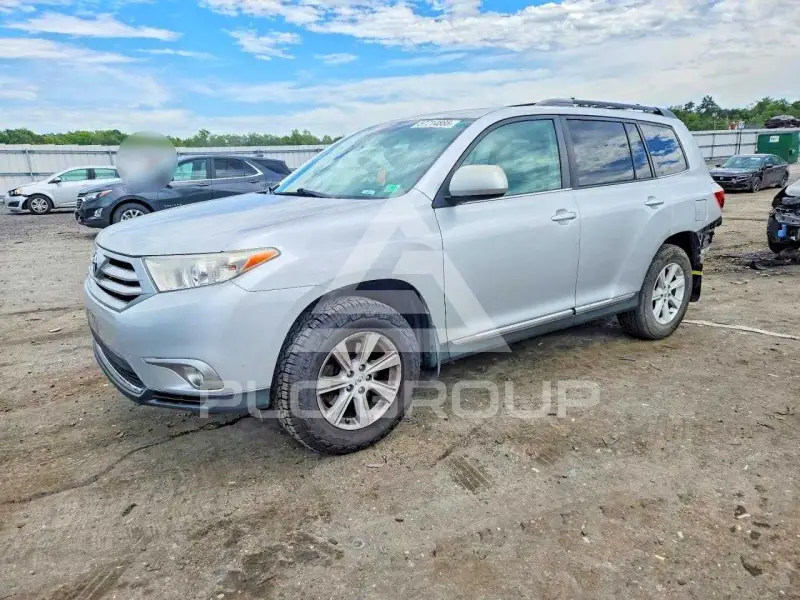 2012 Toyota Highlander фото