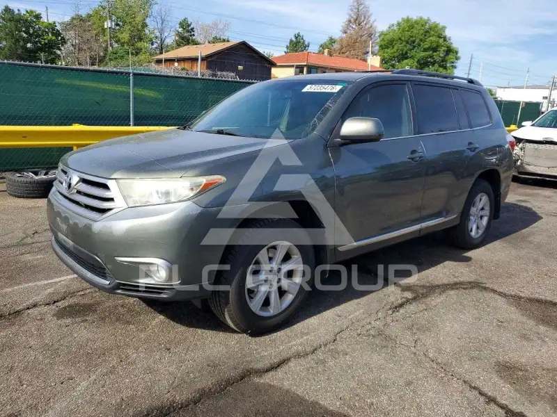 2012 Toyota Highlander фото