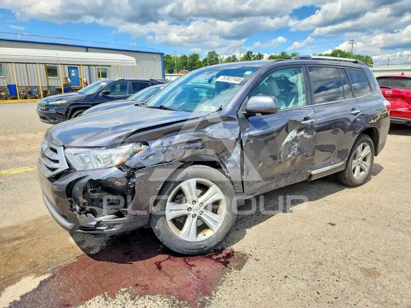 2012 Toyota Highlander фото