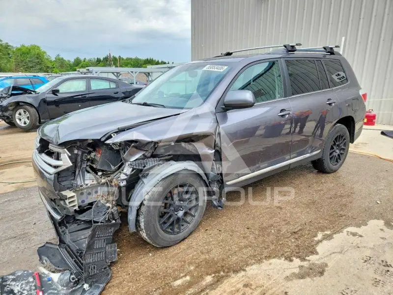2012 Toyota Highlander photo