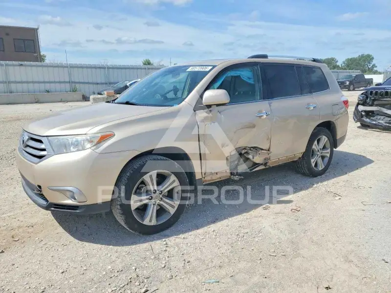 2012 Toyota Highlander фото