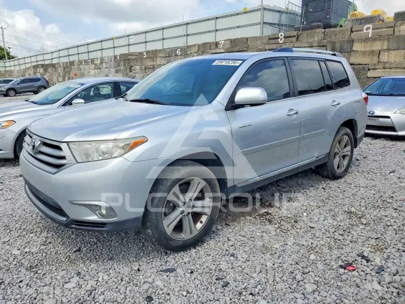 2012 Toyota Highlander фото