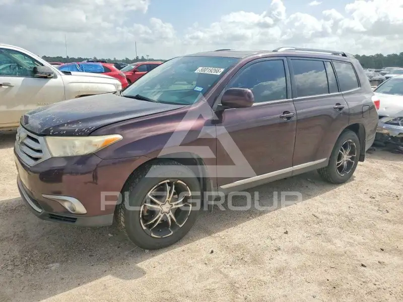 2012 Toyota Highlander photo