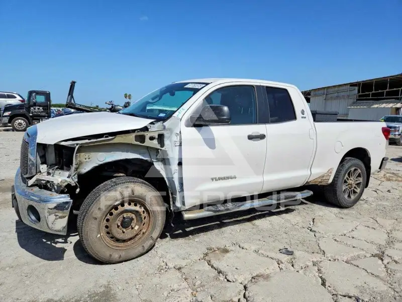 2012 Toyota TUNDRA photo