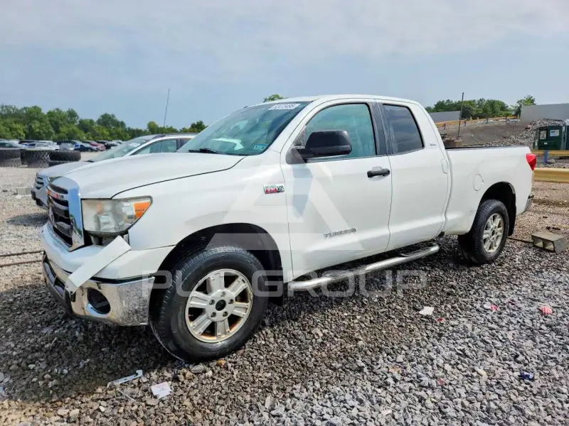 2012 Toyota TUNDRA photo