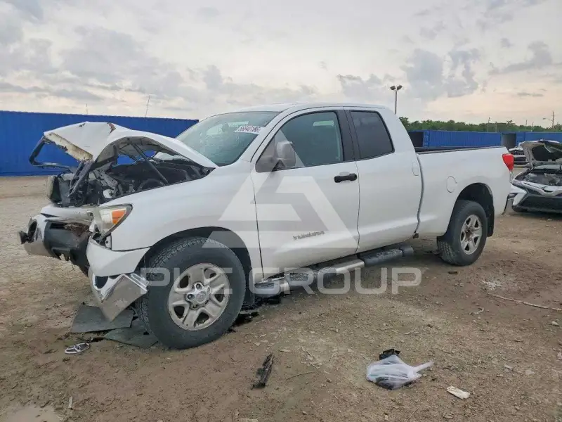 2012 Toyota TUNDRA photo