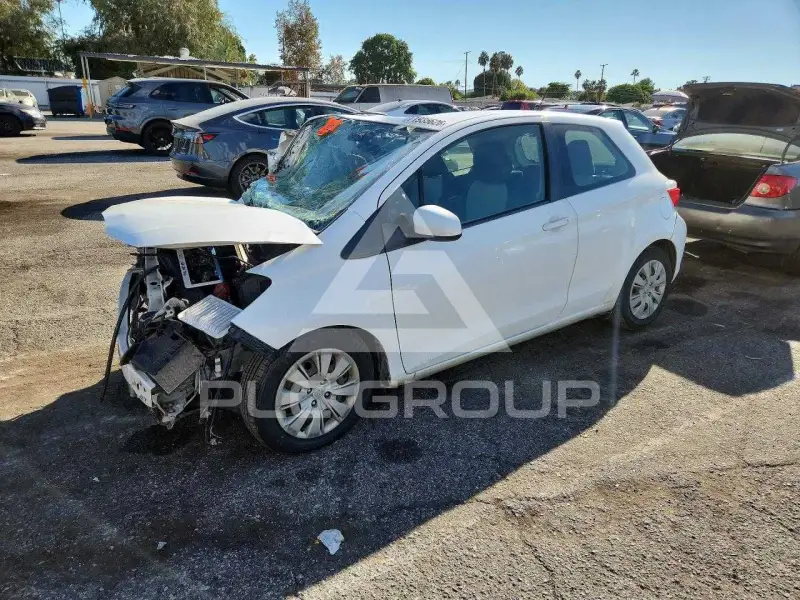 2012 Toyota YARIS photo