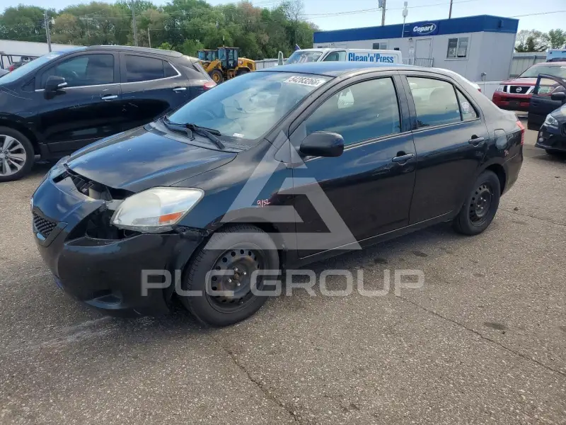 2012 Toyota YARIS фото